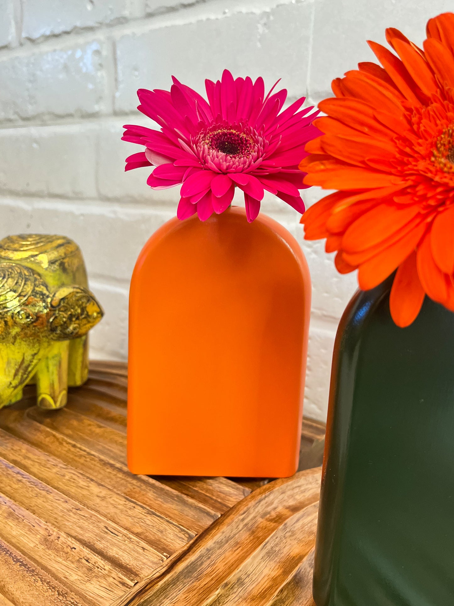 Mango Wood Bookends Vase (Set of 2)- Orange