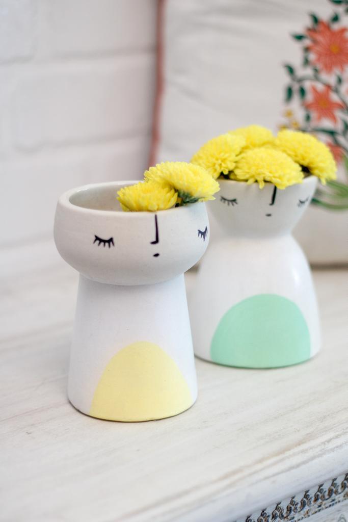 Meditating Couple Face Vases- Set of 2